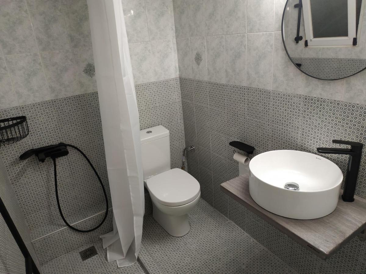Cozy Apartment Near Metro Station Agia Marina 아테네 외부 사진